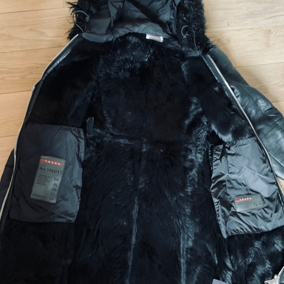 PRADA Natural shearling coat - Picture 4 of 5